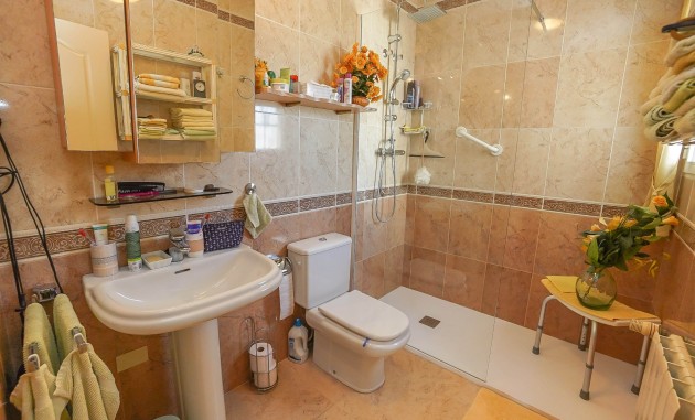 Resale - Detached Villa - La Marina - Urb. La Marina