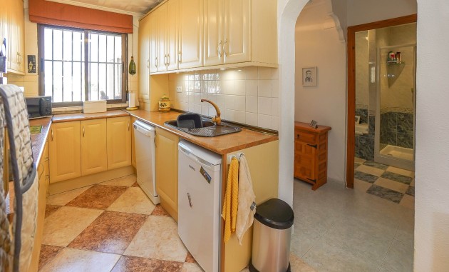 Resale - Detached Villa - La Marina - Urb. La Marina