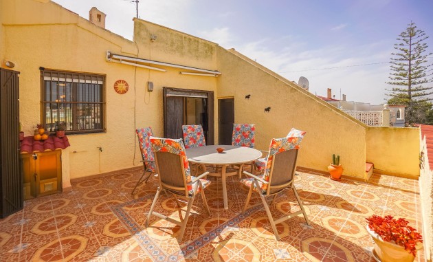 Resale - Detached Villa - La Marina - Urb. La Marina