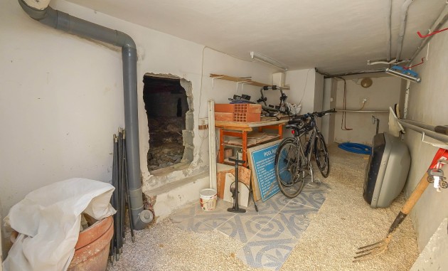 Resale - Detached Villa - La Marina - Urb. La Marina