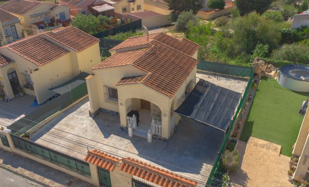 Wiederverkauf - Freistehende Villa - La Marina - Urb. La Marina