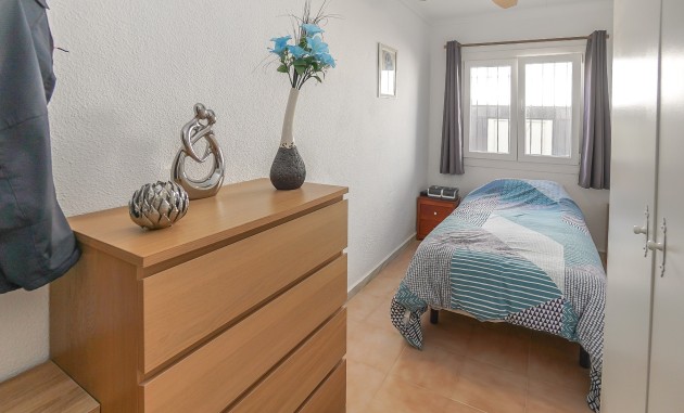 Resale - Detached Villa - La Marina - Urb. La Marina