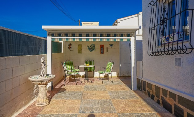 Resale - Detached Villa - La Marina - Urb. La Marina