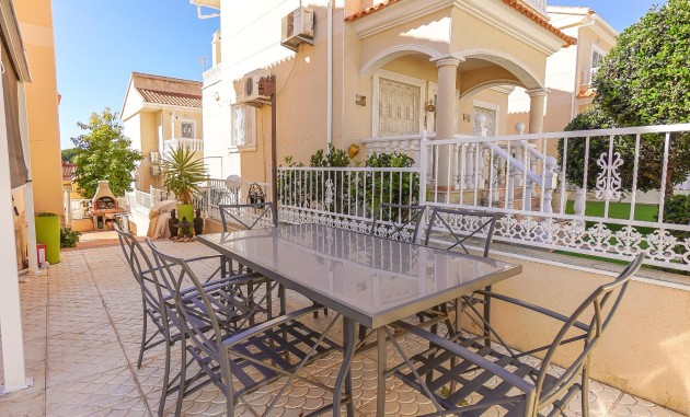 Resale - Detached Villa - La Marina - Urb. La Marina