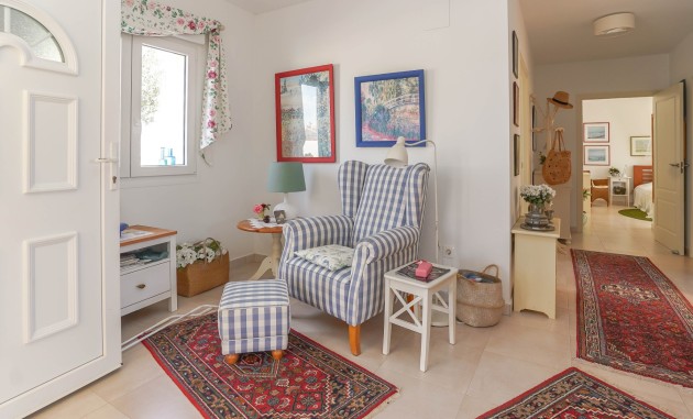 Resale - Detached Villa - La Marina - Urb. La Marina