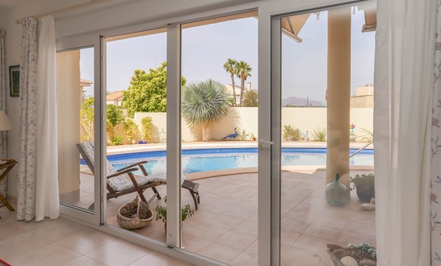 Resale - Detached Villa - La Marina - Urb. La Marina