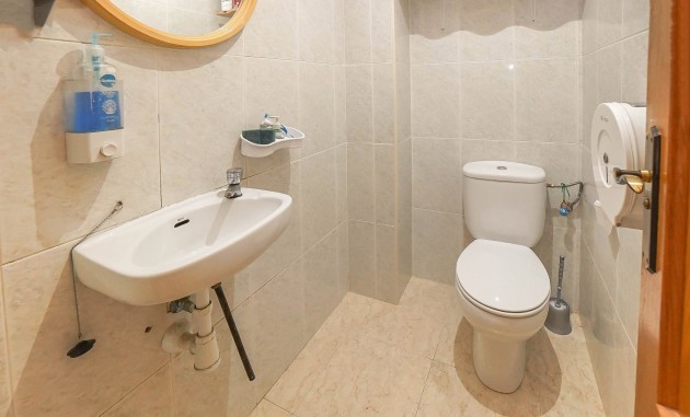 Resale - Detached Villa - La Marina - Urb. El Oasis