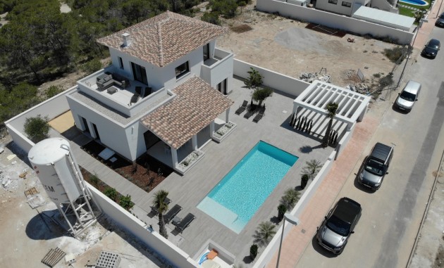 Neue Gebäude - Freistehende Villa - La Marina - Urb. La Marina