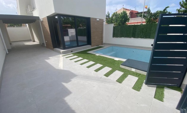 Neue Gebäude - Freistehend - Los Alcázares