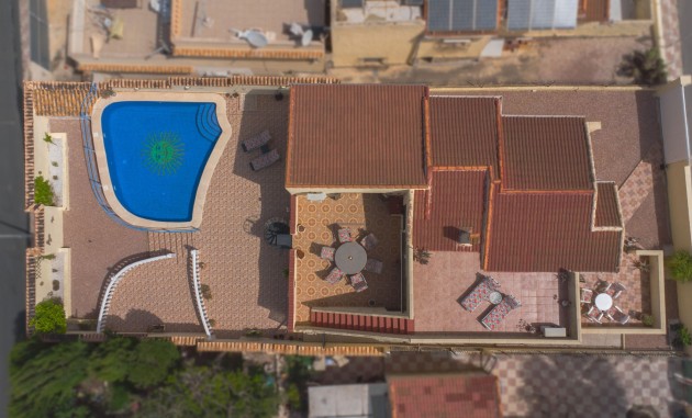 Resale - Detached Villa - La Marina - Urb. La Marina