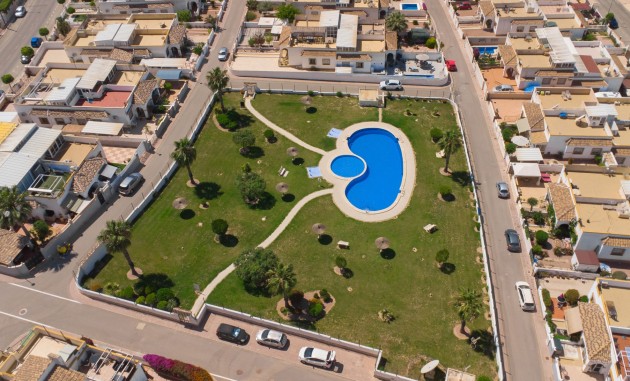 Herverkoop - Quadrant - La Marina - Urb. La Marina