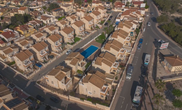 Resale - Detached Villa - La Marina - Urb. La Marina