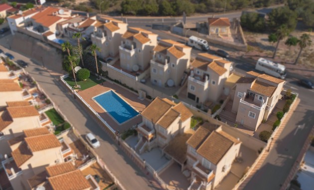 Resale - Detached Villa - La Marina - Urb. La Marina