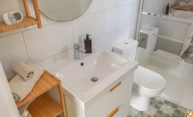 Wiederverkauf - Freistehende Villa - La Marina - Urb. La Marina