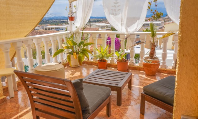 Wiederverkauf - Freistehende Villa - La Marina - Urb. La Marina