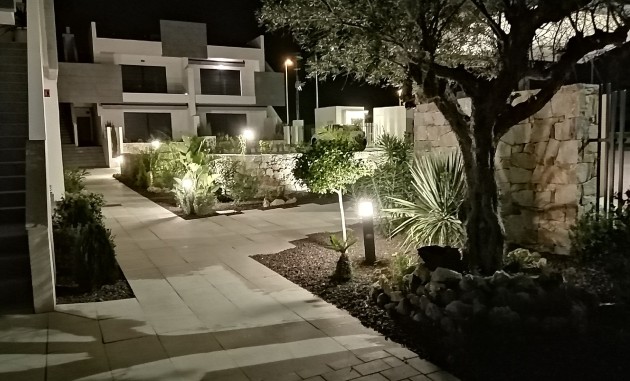 Neue Gebäude - Hoch-Bungalow - Torrevieja