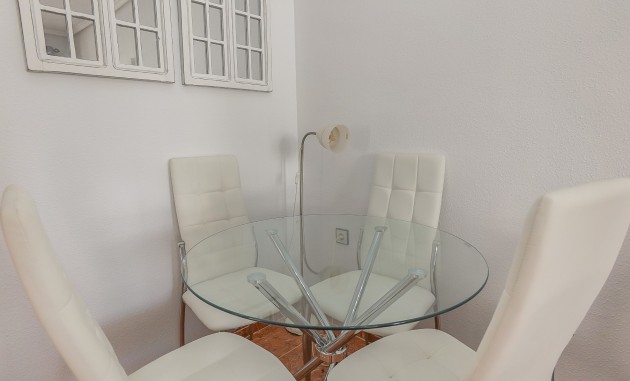 Resale - Quad / Semi-Detached - La Marina - Urb. La Marina