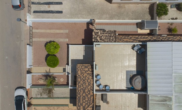 Resale - Quad / Semi-Detached - La Marina - Urb. La Marina