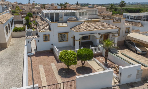 Resale - Quad / Semi-Detached - La Marina - Urb. La Marina