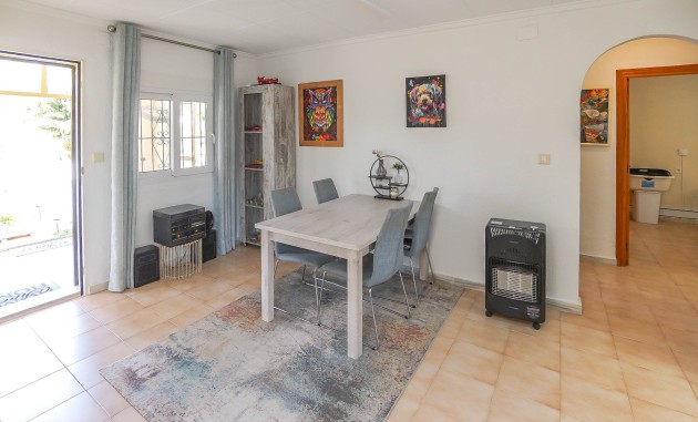 Resale - Detached - La Marina - Urb. La Marina