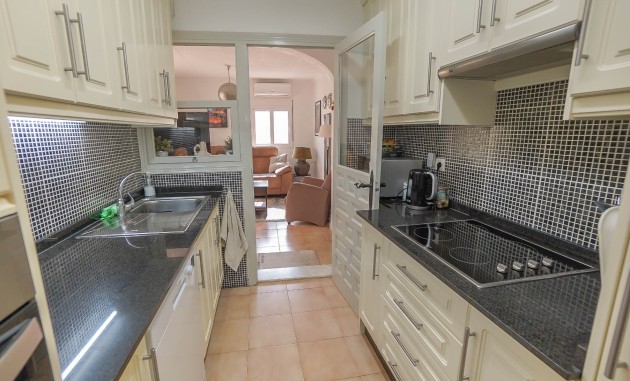 Resale - Detached - La Marina - Urb. La Marina