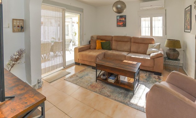 Resale - Detached - La Marina - Urb. La Marina