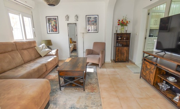Resale - Detached - La Marina - Urb. La Marina