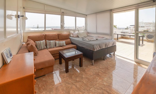 Resale - Quad - Julia - La Marina - Urb. La Marina
